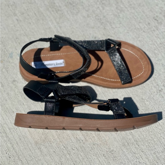 Black Velcro Ankle Strap Sandal - Picture 5 of 8
